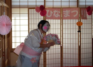 ひな祭り歌劇団